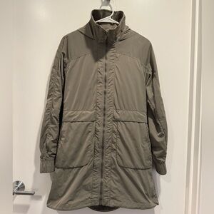 Lululemon jacket with cargo pockets and cinch waist